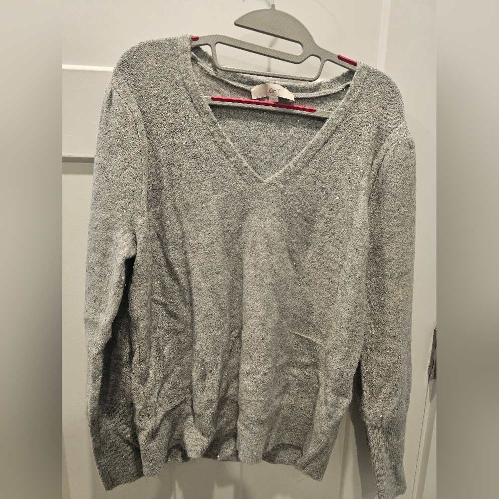 LOFT Sequin V-Neck Sweater Large – Grey Fuzzy Knit Sparkle Pullover